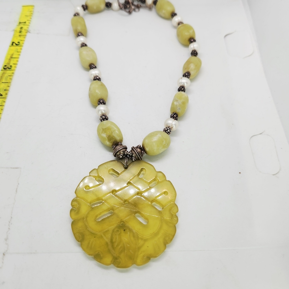 Vtg Natural Jade Beaded Necklace w Carved Large Flower Serpent Pendant Medallion